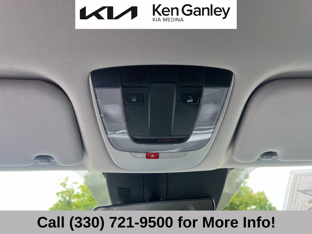 Certified 2026 Kia Sorento LX FWD image 38