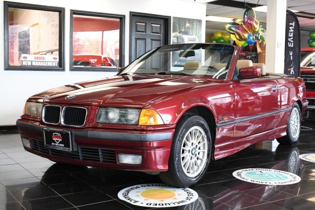 Used 1996 BMW 318i Convertible RWD image 1