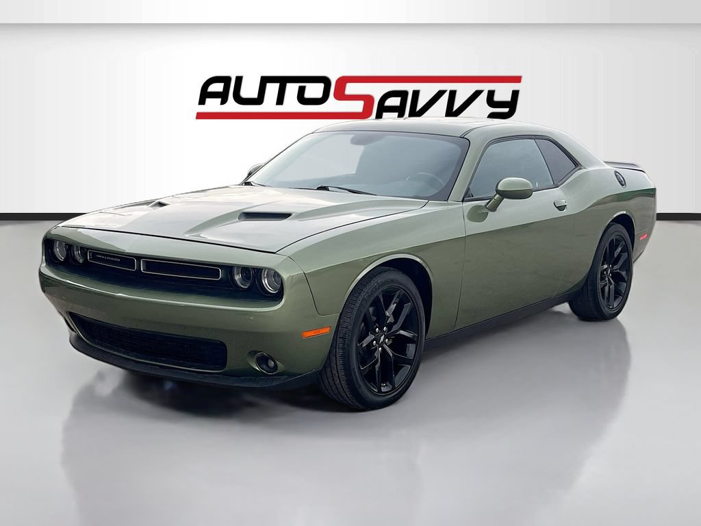 Used 2022 Dodge Challenger SXT w/ Blacktop Package RWD image 3