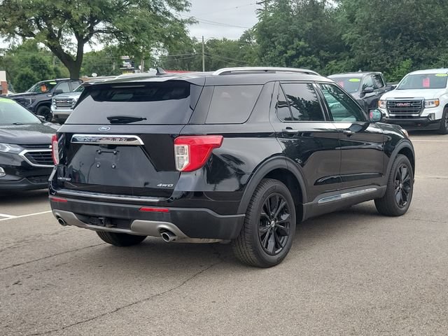 Used 2021 Ford Explorer Limited w/ Equipment Group 301A AWD/4WD image 3