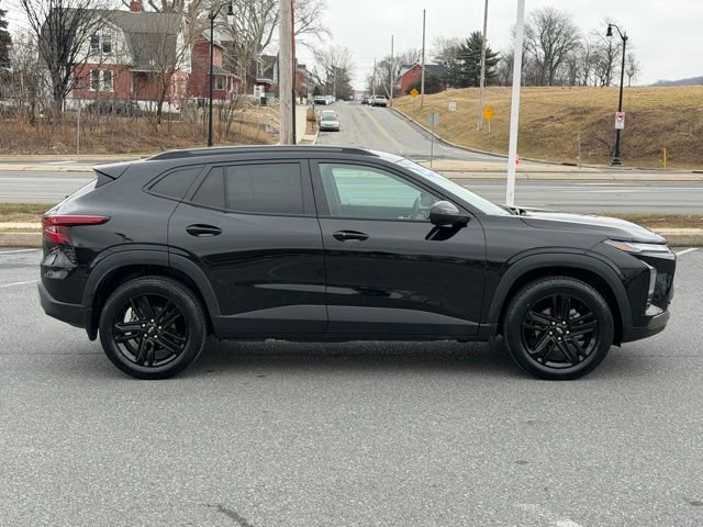 Certified 2025 Chevrolet Trax ACTIV w/ Sunroof Package image 16