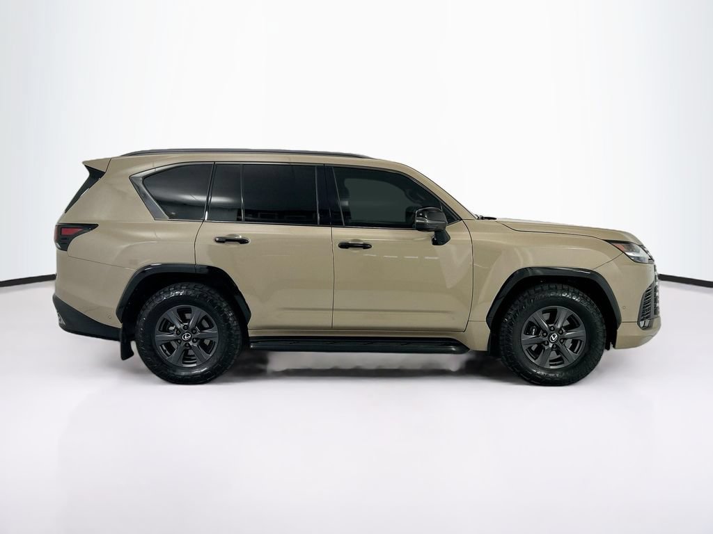Used 2025 Lexus LX 700h Overtrail AWD/4WD image 4