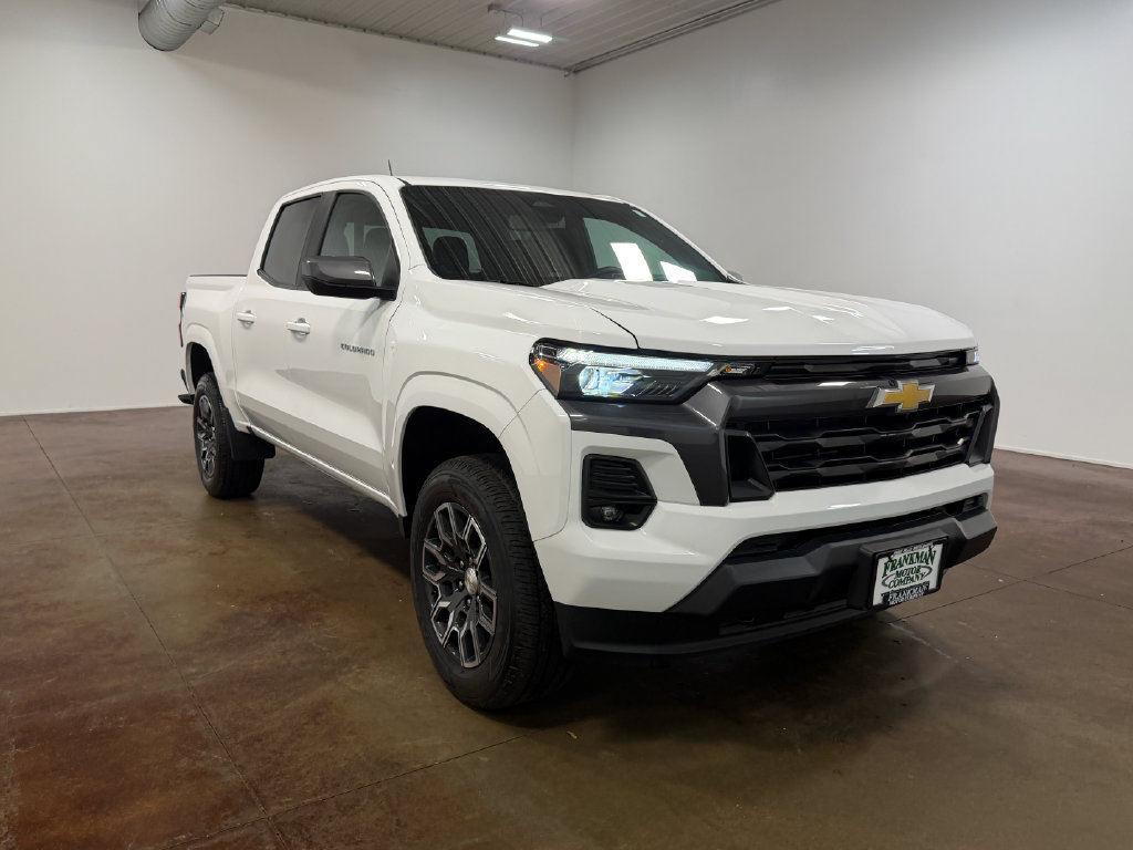 Used 2023 Chevrolet Colorado LT w/ LT Convenience Package III AWD/4WD image 31