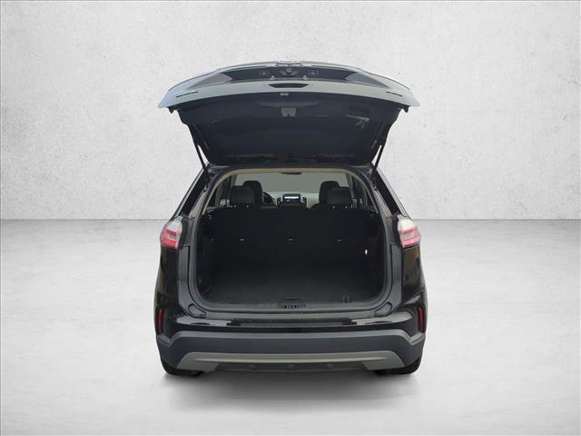 Used 2023 Ford Edge SEL image 6
