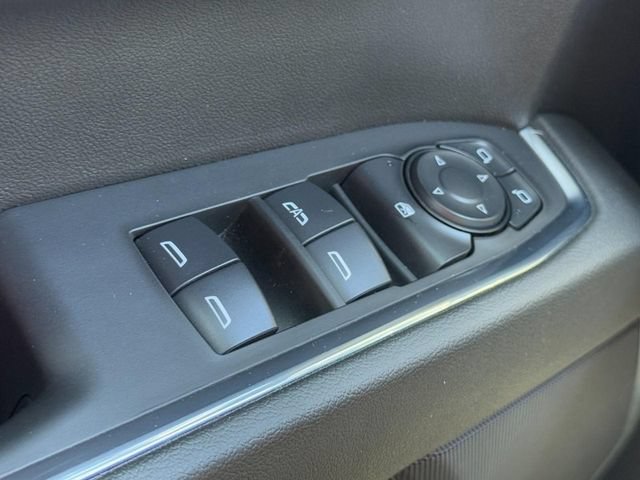 Used 2025 Chevrolet Silverado 1500 LT AWD/4WD image 22