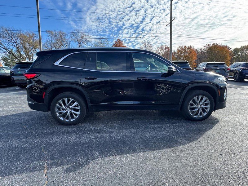 Certified 2025 Buick Enclave Preferred image 6