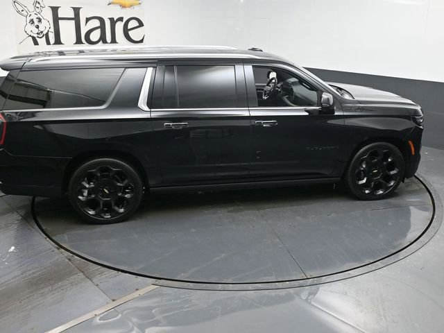 New 2025 Chevrolet Suburban High Country image 18
