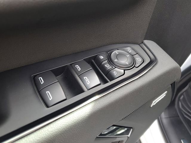 Used 2026 GMC Sierra 2500 AT4 image 9