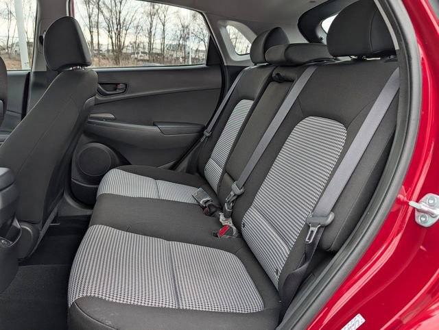 Used 2023 Hyundai Kona SE AWD/4WD image 9
