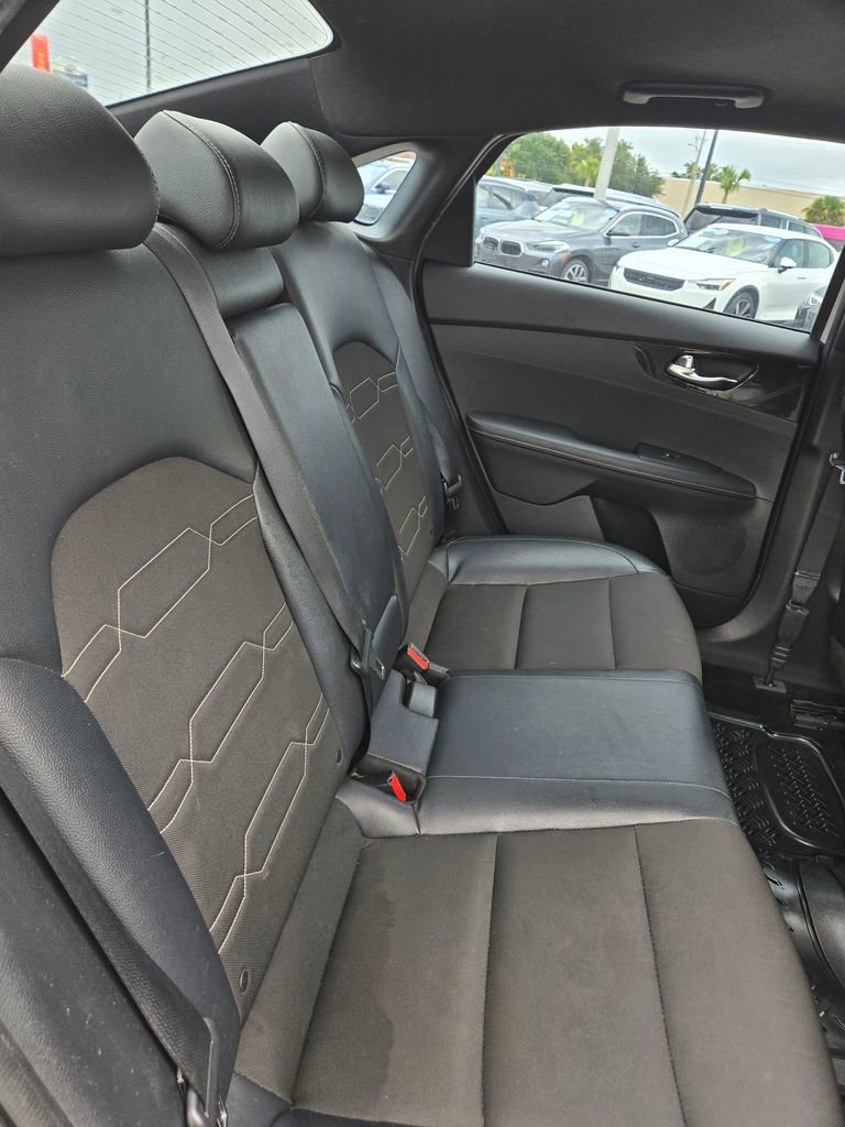 Used 2021 Kia Forte GT-Line w/ GT-Line Premium Package image 41