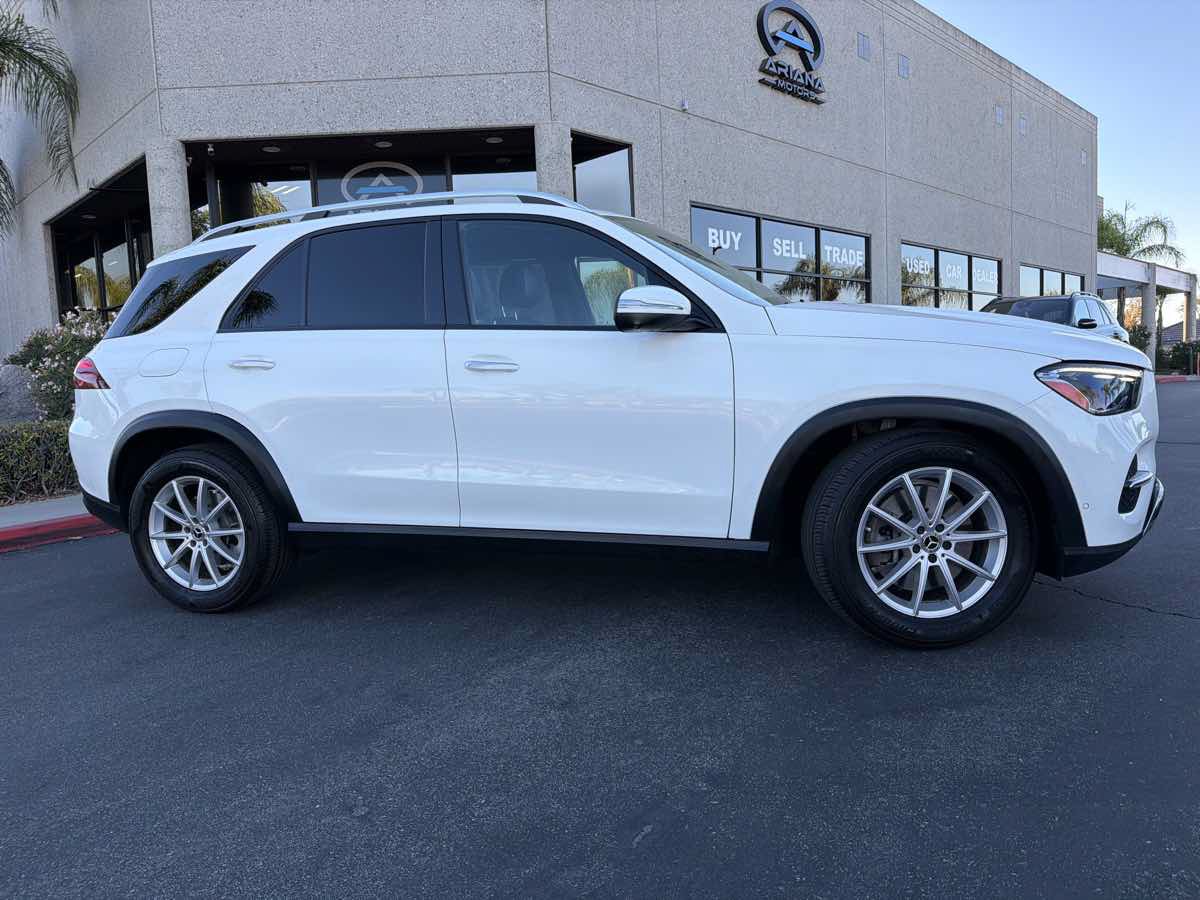 Used 2024 Mercedes-Benz GLE 450e 4MATIC image 19