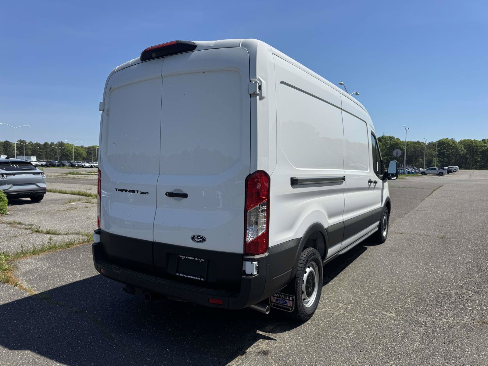 New 2026 Ford Transit 250 148 Medium Roof RWD image 6
