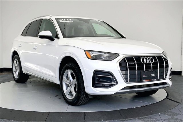 Certified 2023 Audi Q5 2.0T Premium w/ Convenience Package