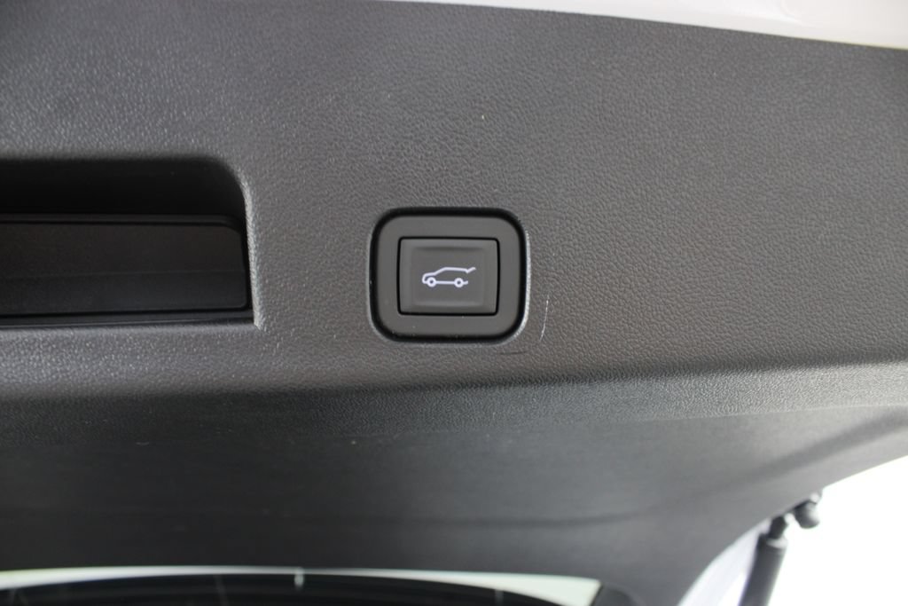 New 2026 GMC Acadia Denali Ultimate AWD/4WD image 24