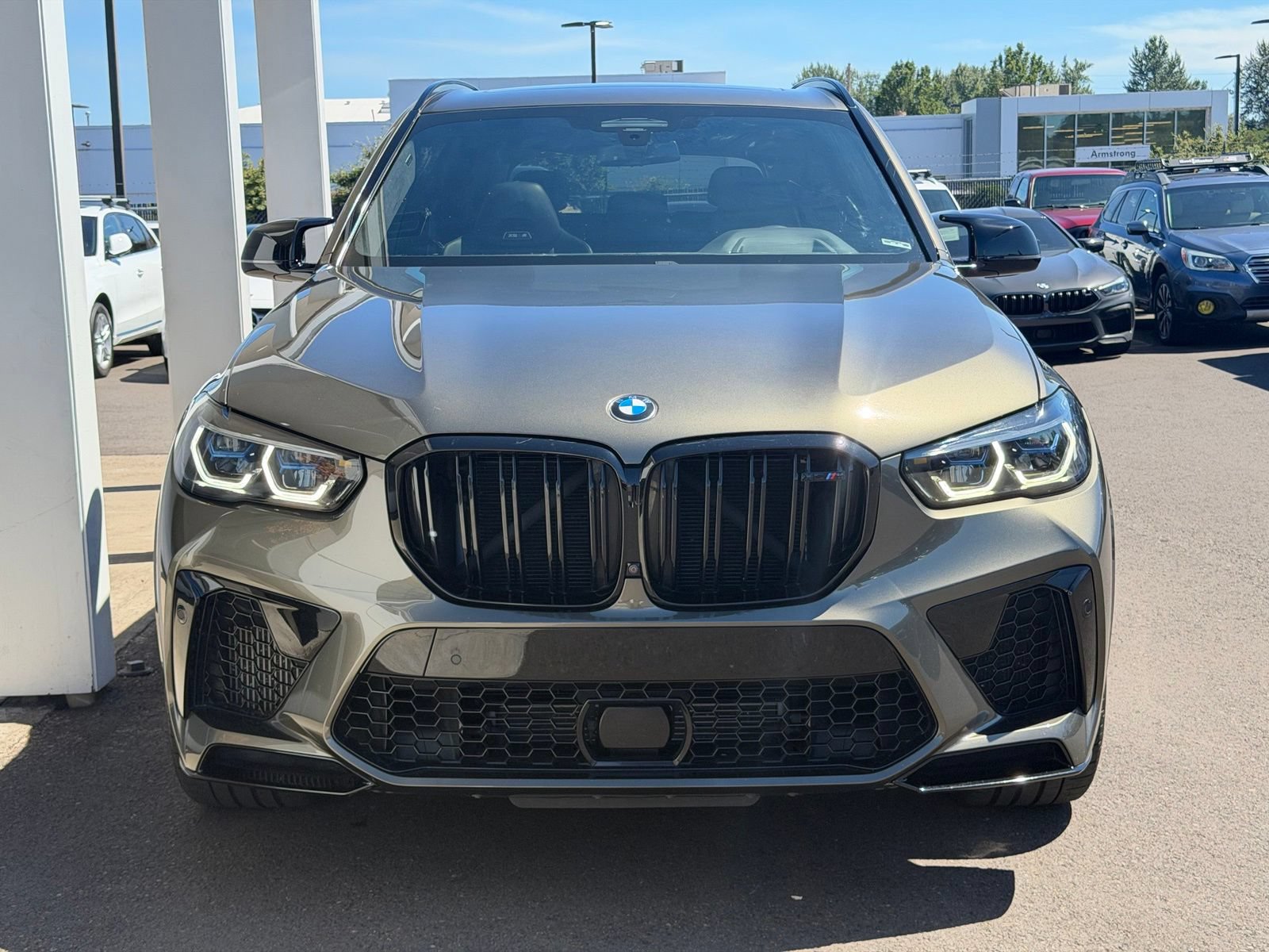 Used 2022 BMW X5 M w/ Competition Package 2 AWD/4WD image 2