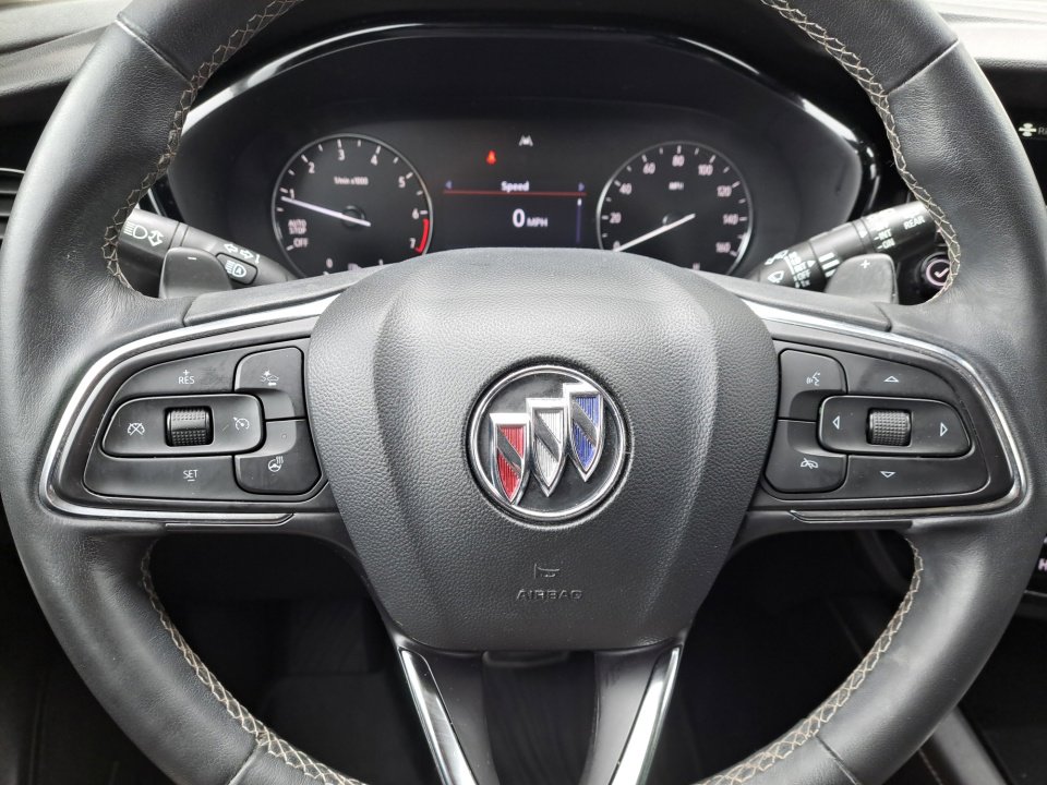 Used 2022 Buick Envision Preferred image 26