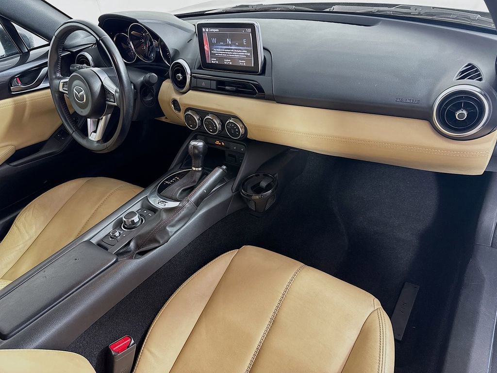 Used 2016 MAZDA MX-5 Miata Grand Touring RWD image 31