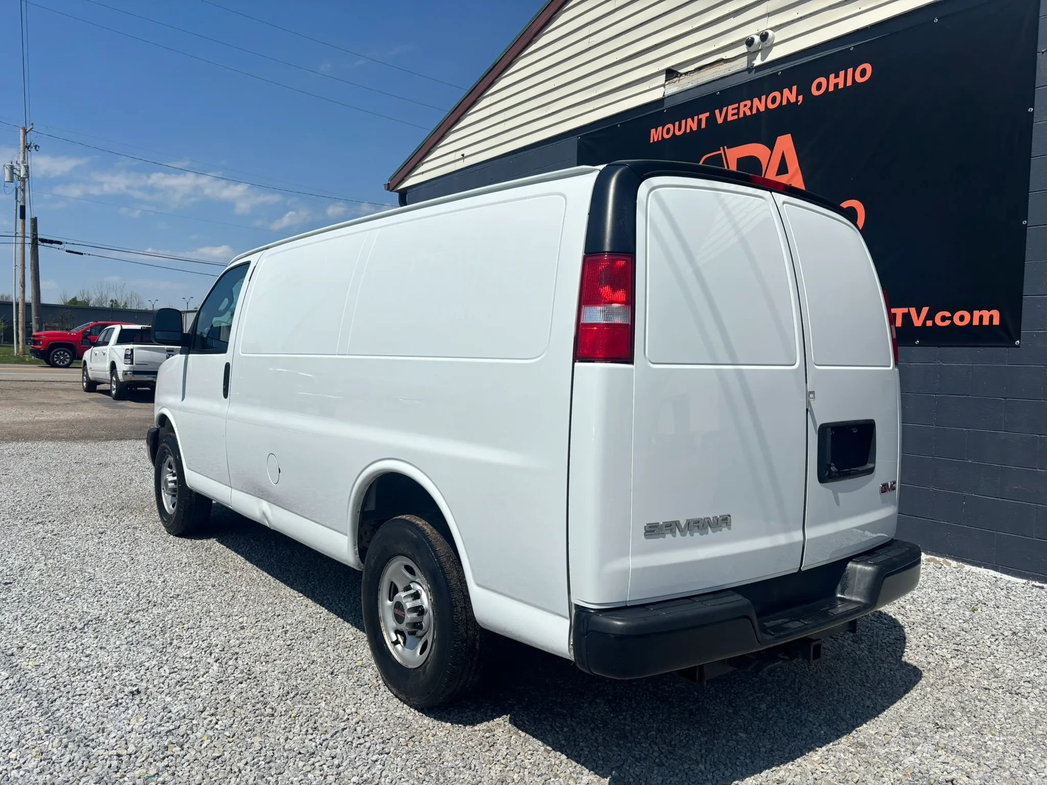Used 2023 GMC Savana 2500 w/ Driver Convenience Package RWD image 3