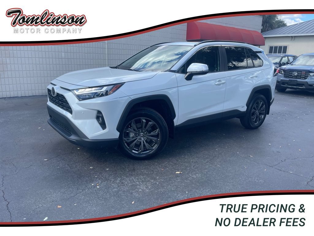Used 2025 Toyota RAV4 XLE Premium w/ Weather Package AWD/4WD image 1