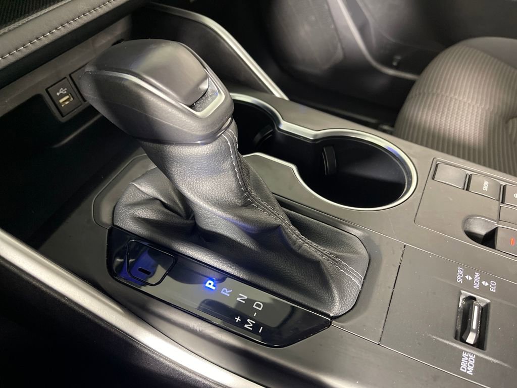 Certified 2025 Toyota Highlander LE image 22