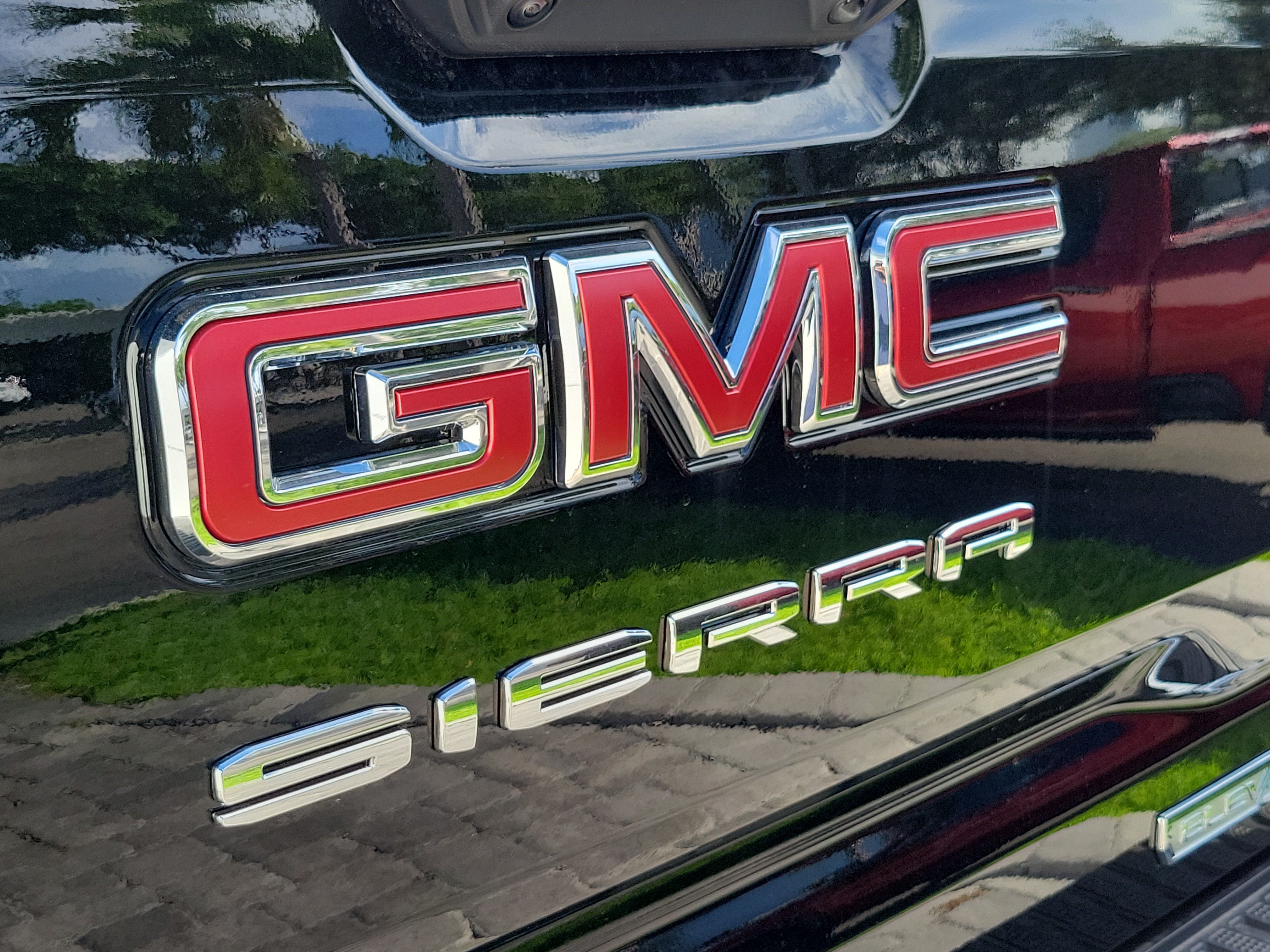 New 2026 GMC Sierra 1500 Elevation w/ Elevation Premium Package RWD image 8