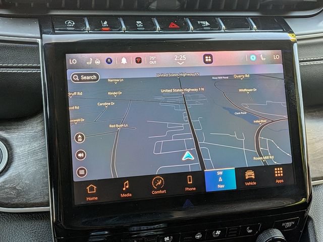 Certified 2023 Jeep Grand Cherokee L Limited w/ Luxury Tech Group II AWD/4WD image 28