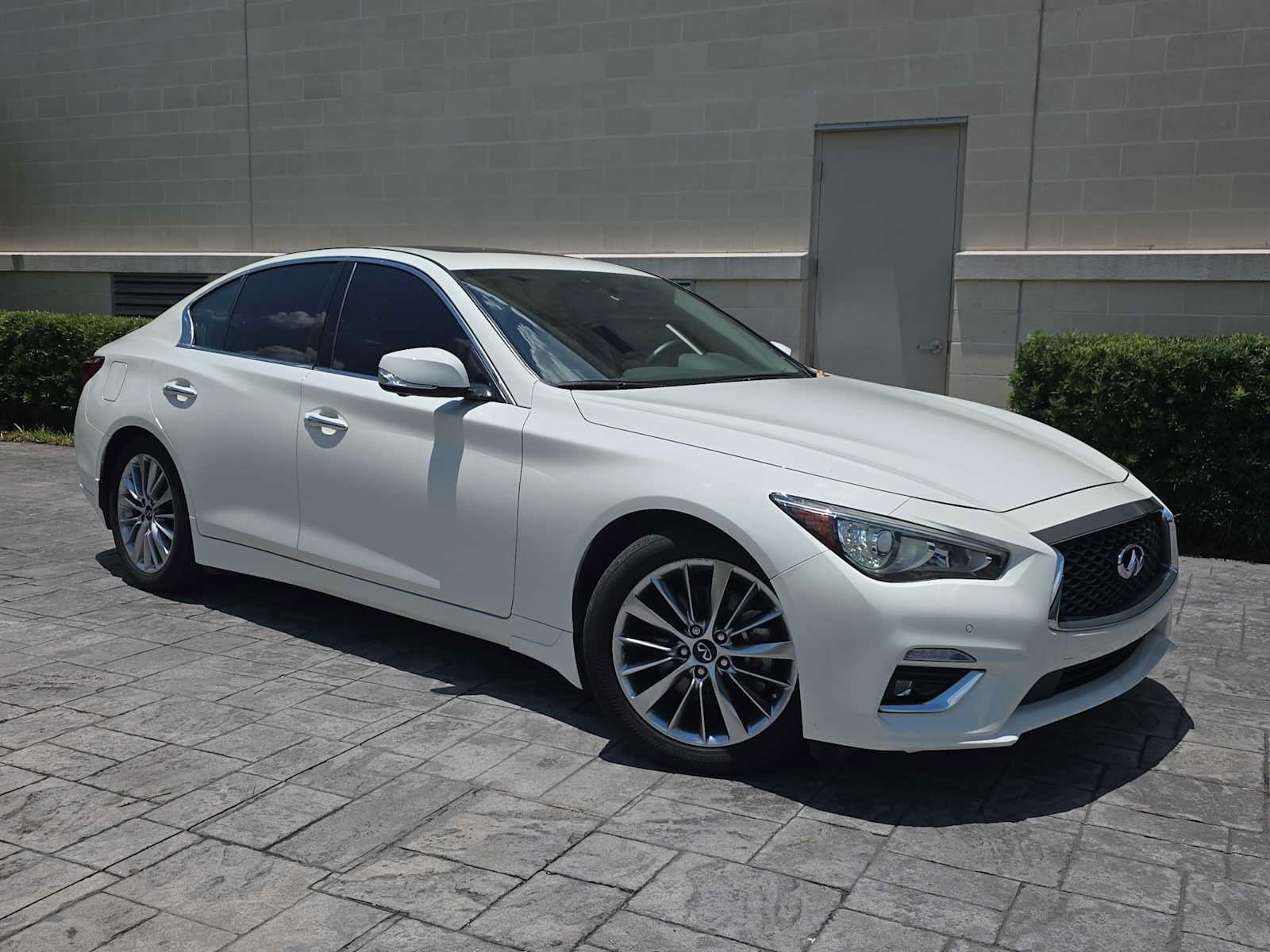 Used 2023 INFINITI Q50 Luxe w/ Cargo Package RWD image 25