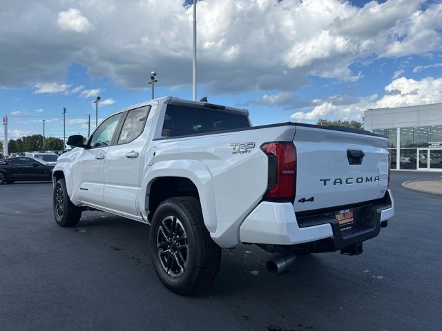 New 2025 Toyota Tacoma TRD Sport image 5