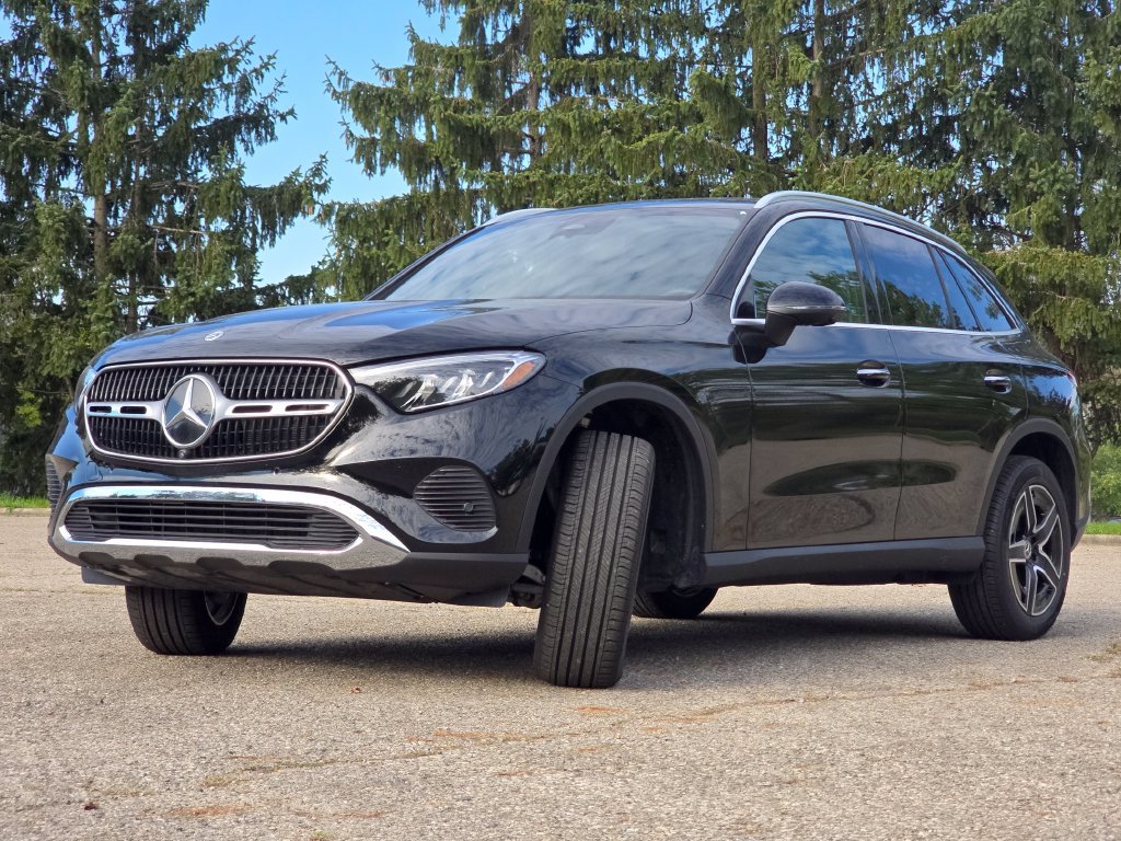 Used 2026 Mercedes-Benz GLC 300 4MATIC image 14