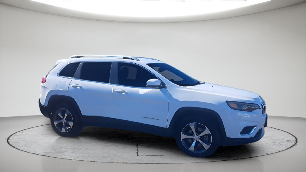 Used 2019 Jeep Cherokee Limited AWD/4WD image 4