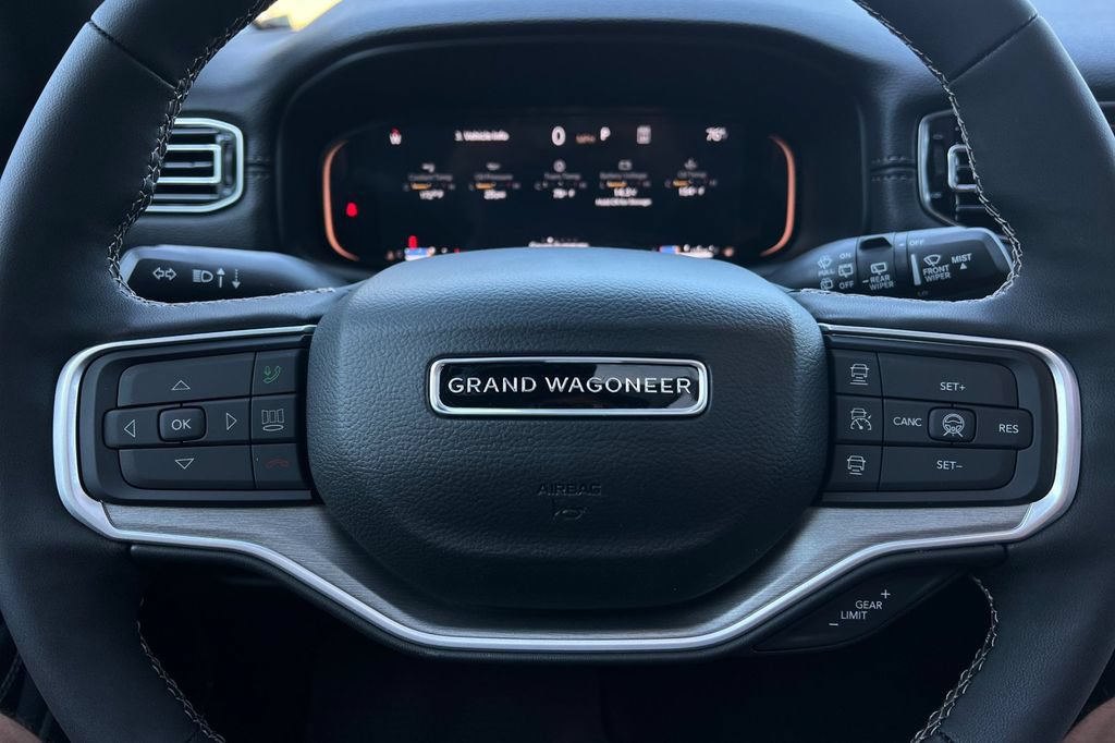 New 2026 Jeep Grand Wagoneer L 4WD w/ Premium Group I image 25