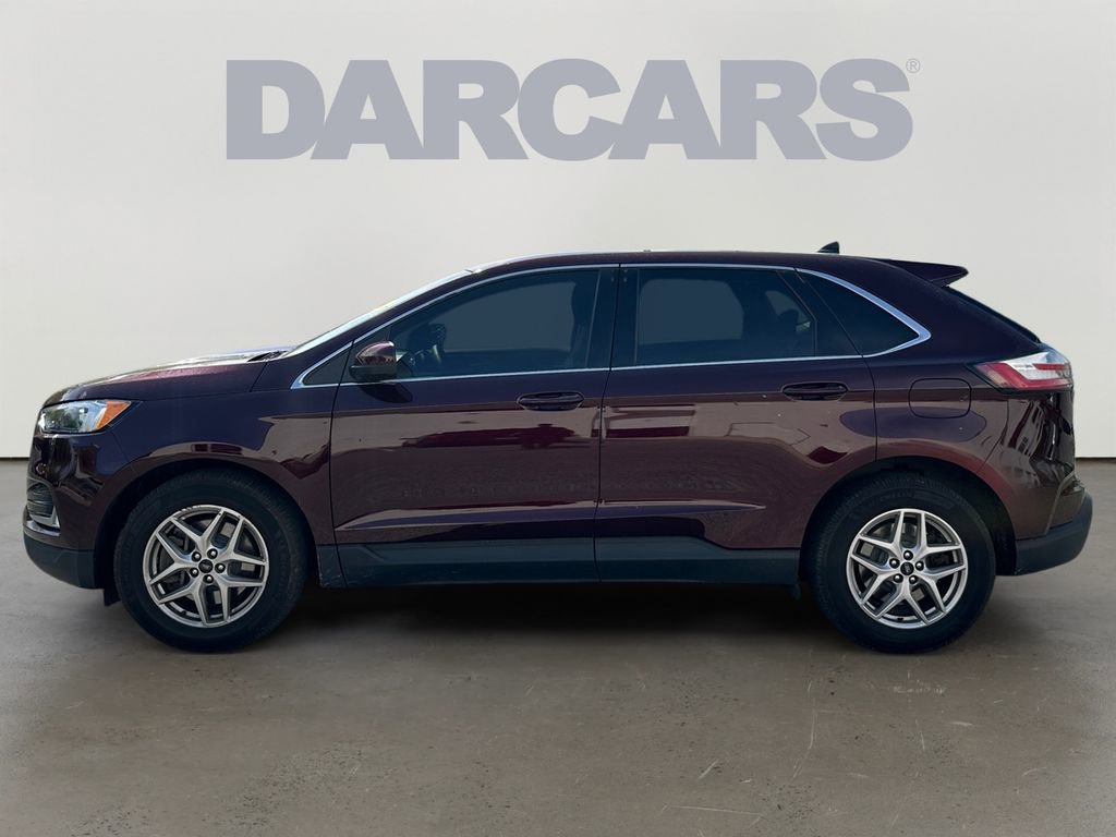 Used 2024 Ford Edge SEL w/ Convenience Package AWD/4WD image 4