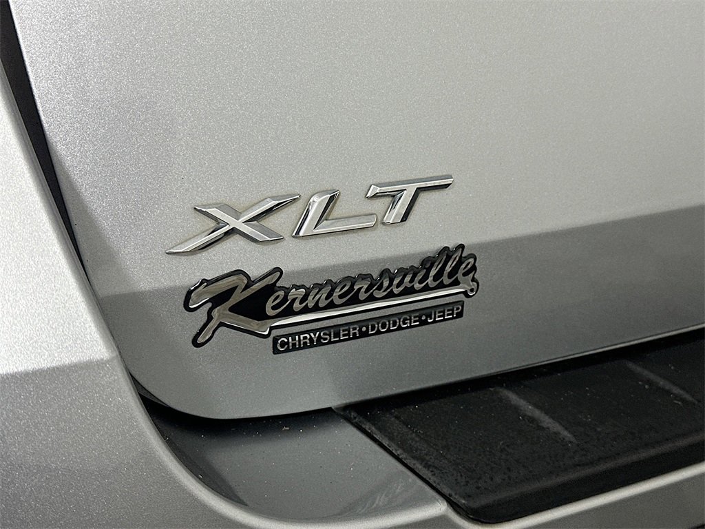 Used 2021 Ford Explorer XLT w/ Equipment Group 202A image 29