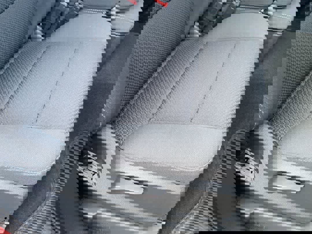 Used 2018 Chevrolet Silverado 1500 LT w/ LT Eassist Package image 23