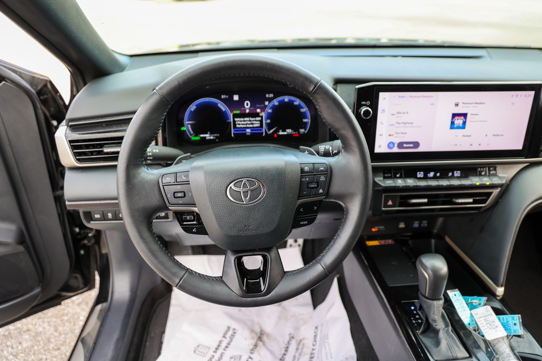 Used 2025 Toyota Camry XSE FWD image 46
