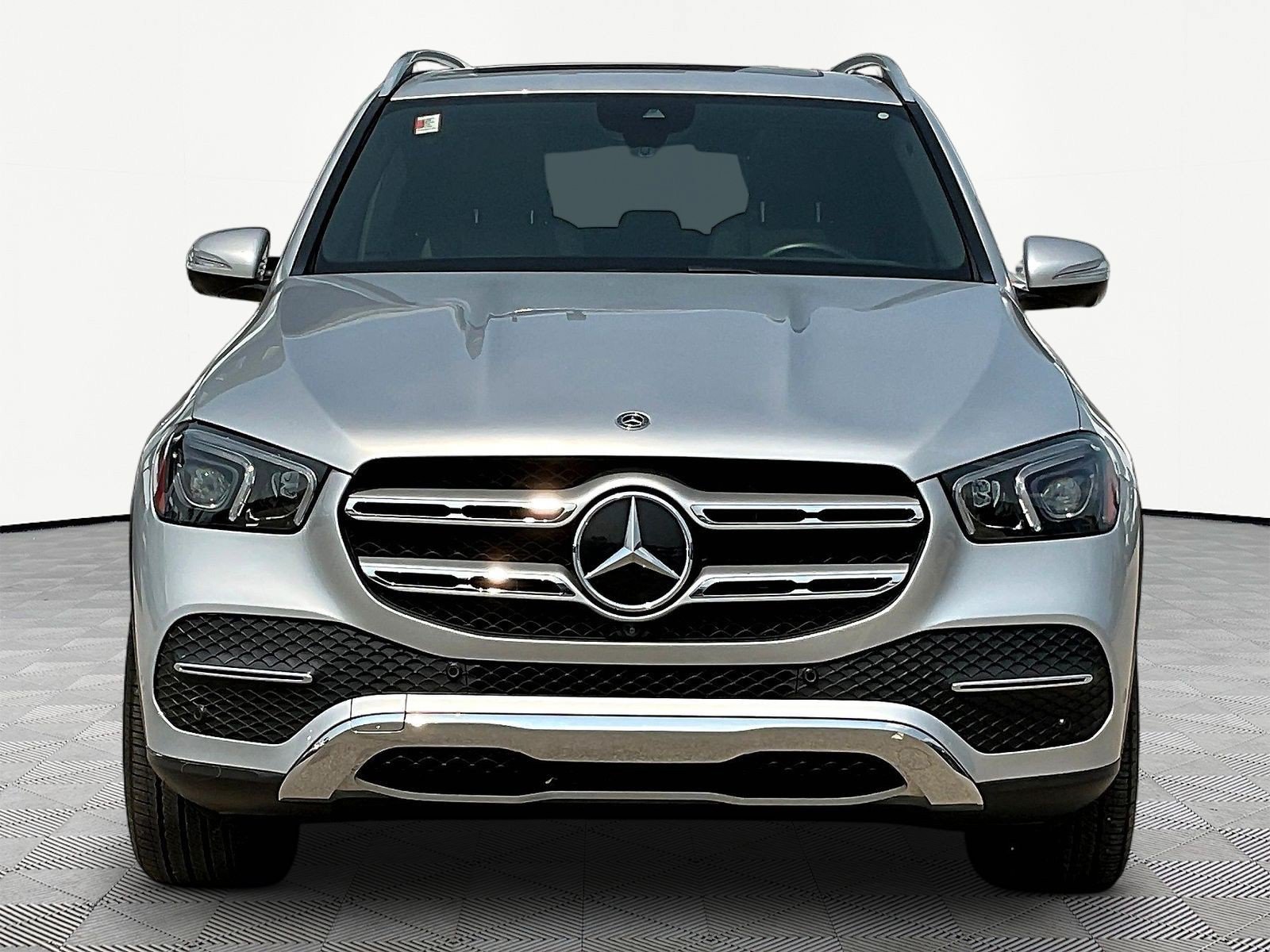 Used 2020 Mercedes-Benz GLE 350 4MATIC image 2