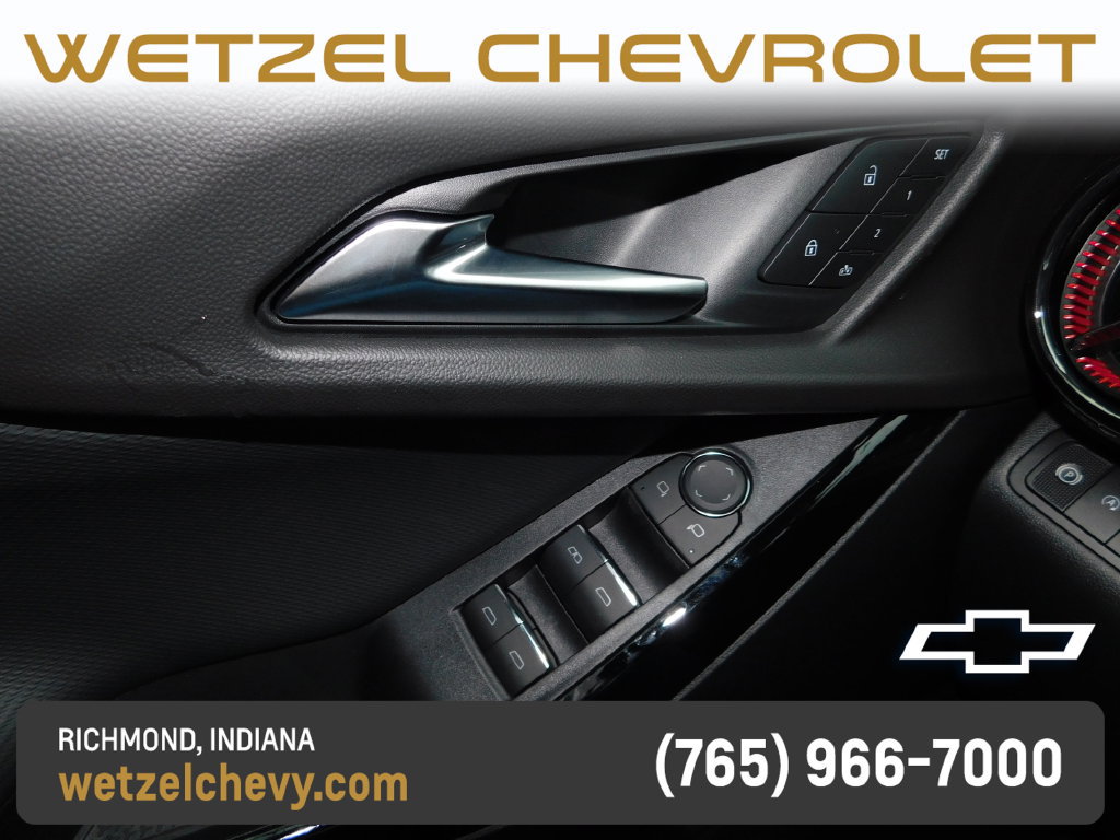 New 2027 Chevrolet Equinox RS w/ Convenience Package III FWD image 28