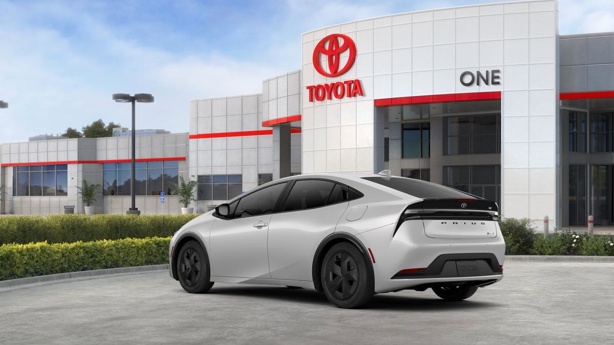 New 2026 Toyota Prius Plug-In Hybrid image 31