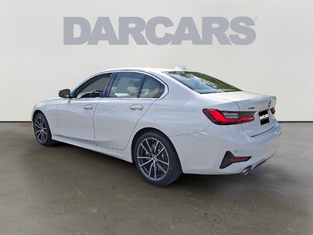 Used 2022 BMW 330i xDrive Sedan w/ Premium Package AWD/4WD image 4