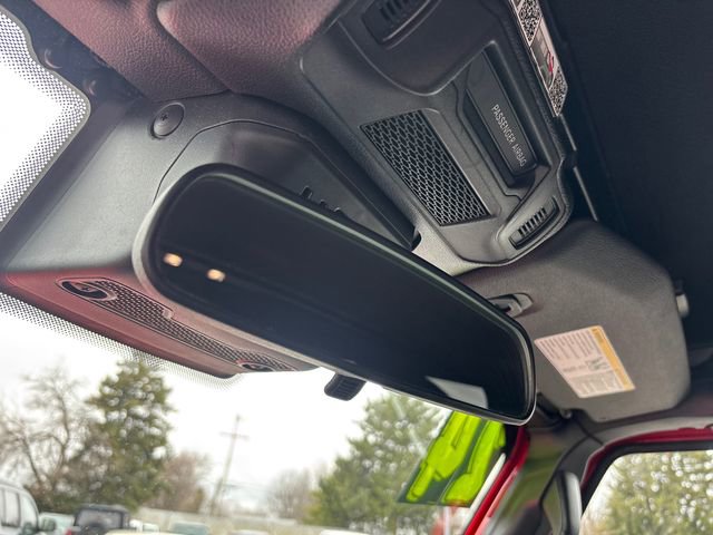 Used 2024 Jeep Wrangler Willys image 25