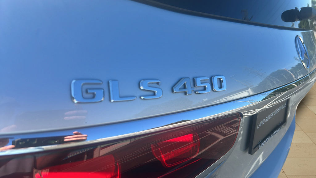 Used 2025 Mercedes-Benz GLS 450 4MATIC image 13