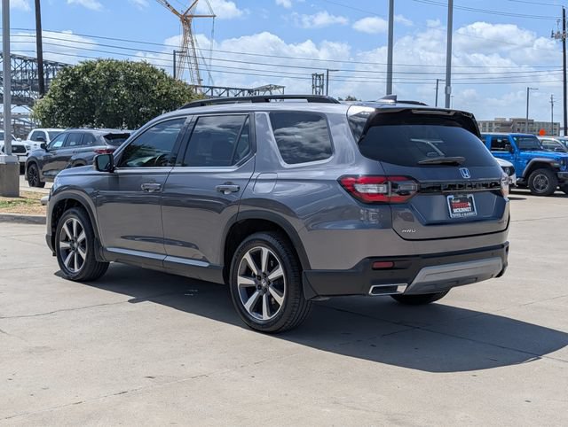 Used 2023 Honda Pilot Elite image 9