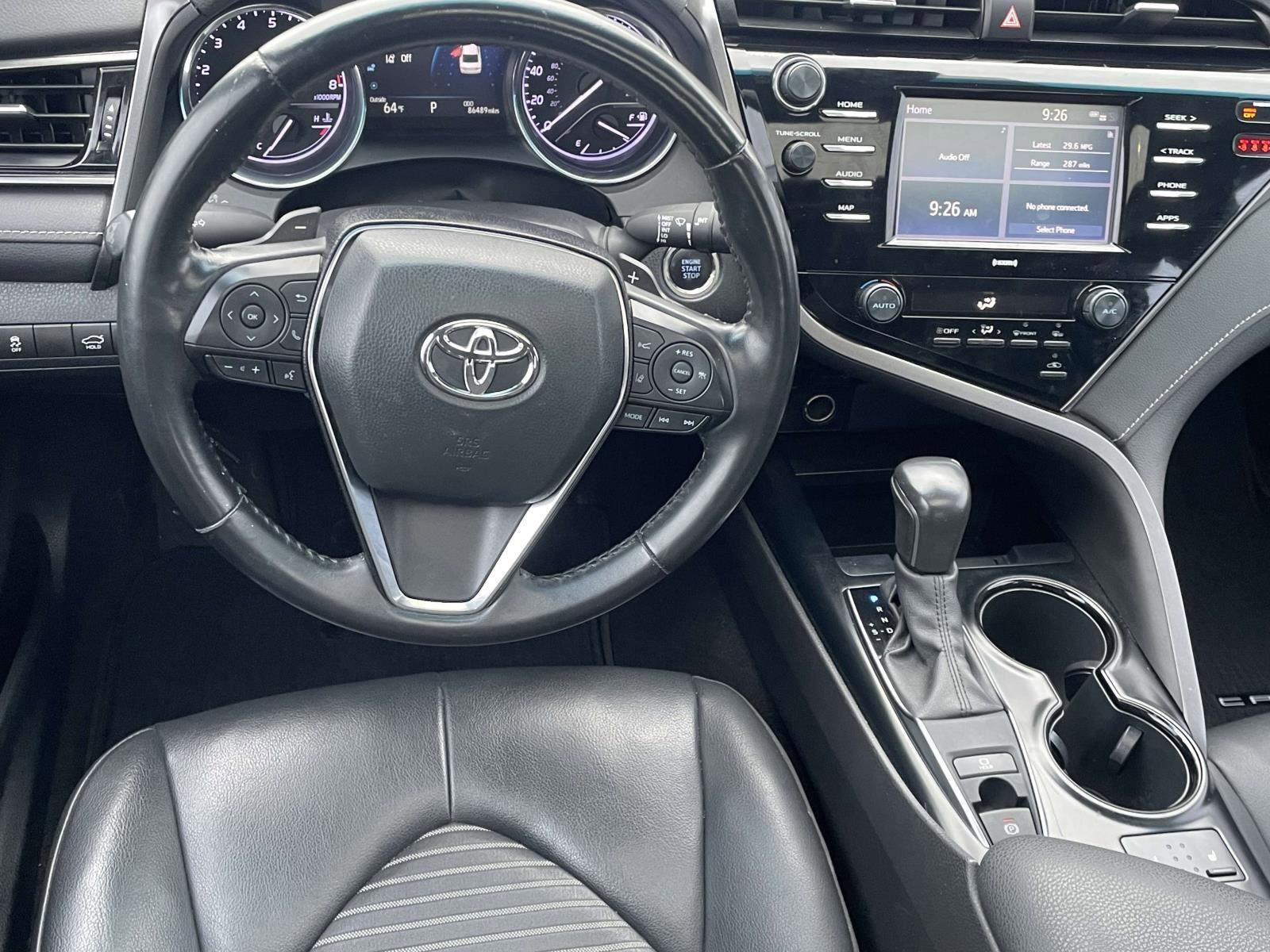 Used 2020 Toyota Camry SE w/ Moonroof Package AWD/4WD image 6