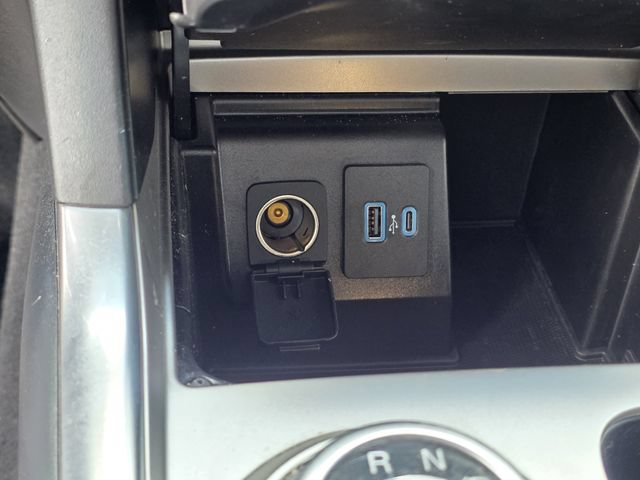 Used 2020 Ford Explorer Limited RWD image 22