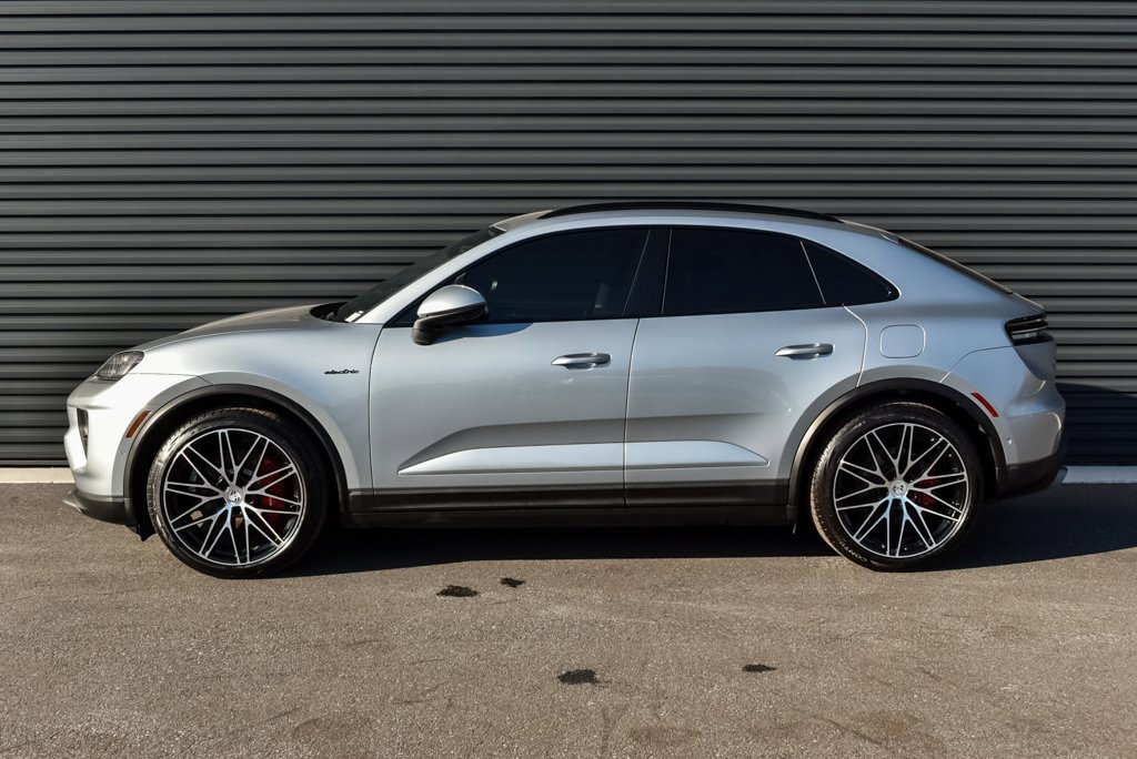 Certified 2025 Porsche Macan 4S Electric w/ Premium Package image 2