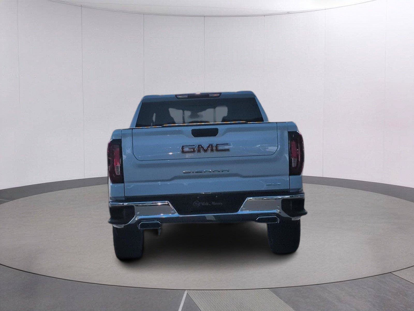 New 2026 GMC Sierra 1500 SLT w/ SLT Premium Plus Package AWD/4WD image 4