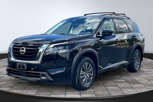 Used 2025 Nissan Pathfinder SV