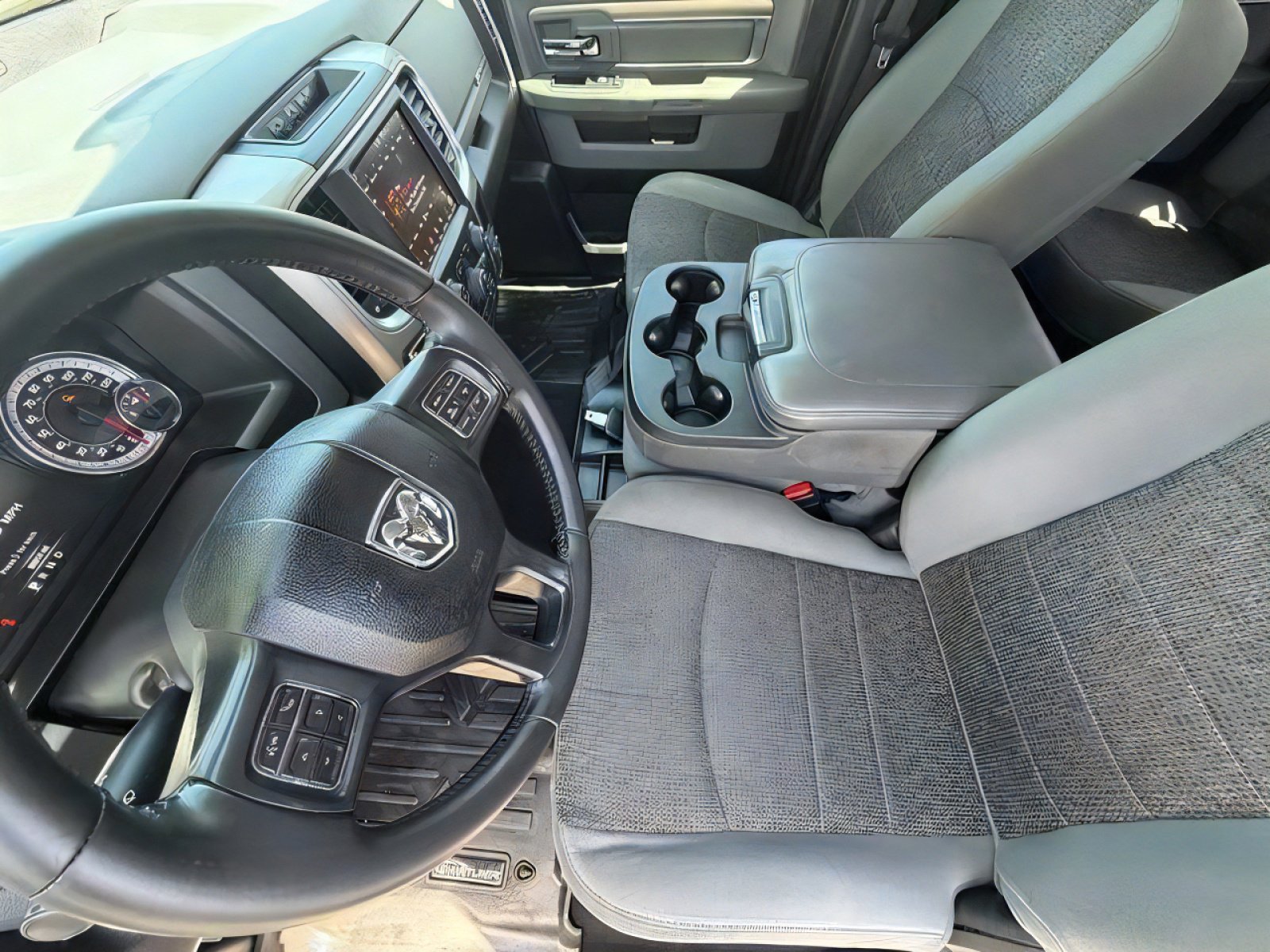 Used 2019 RAM 1500 Big Horn RWD image 14