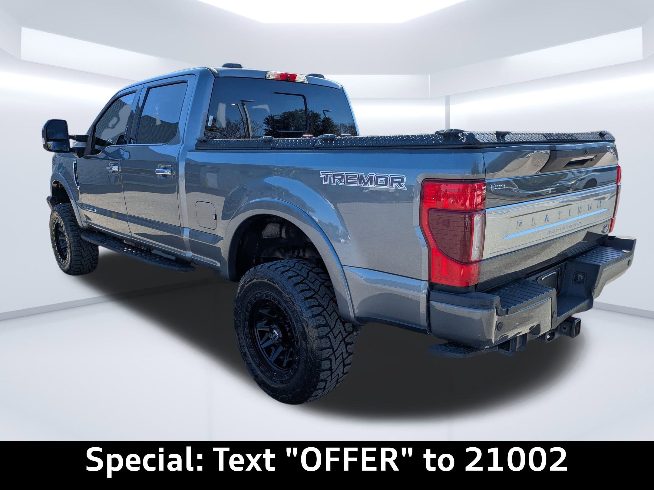 Used 2021 Ford F250 Platinum w/ Tremor Off-Road Package image 5