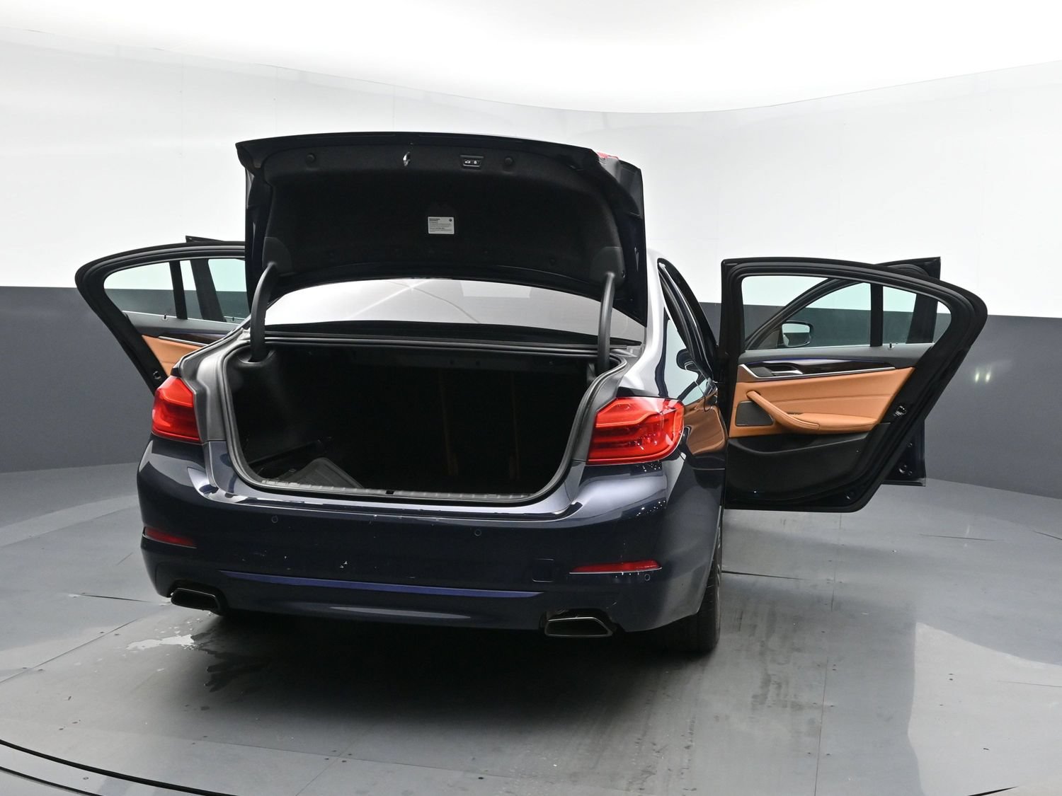 Used 2019 BMW 540i xDrive w/ Convenience Package AWD/4WD image 28